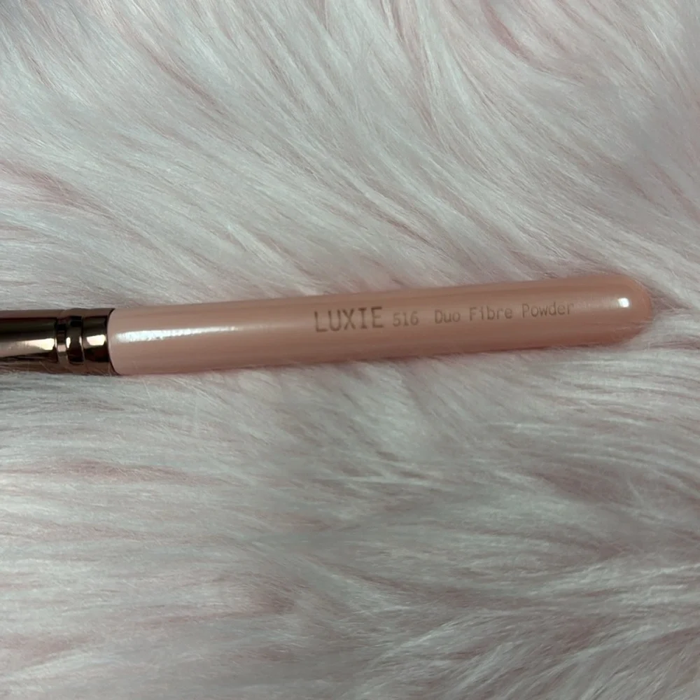 LUXIE FACE BRUSH SET NEW
